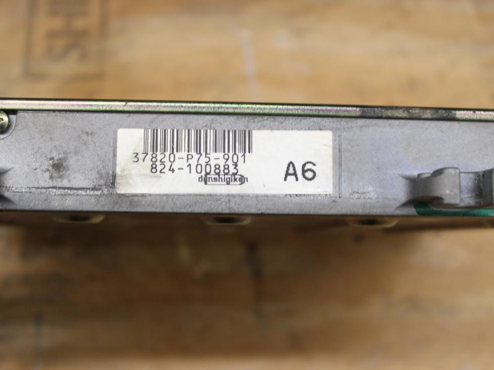 1994-1995 OBD1 37820-P75-901 JDM ACURA INTEGRA B18B ECU A/T: Image 3