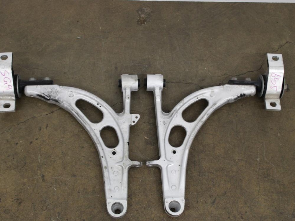 JDM 2003-2008 SUBARU FORESTER STI SG9 OEM ALUMINUME FRONT LOWER CONTROL ARM: Image 3