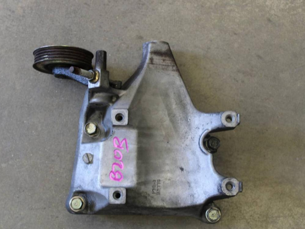 JDM 1997-2001 HONDA CRV B20B B20Z 2.0L DOHC 4 CYLINDER AC BRACKET: Image 1