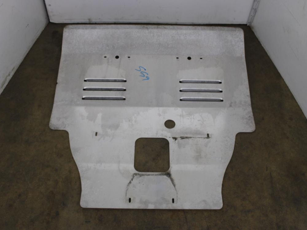 03-08 SUBARU FORESTER SG9 SKID PLATE: Image 4