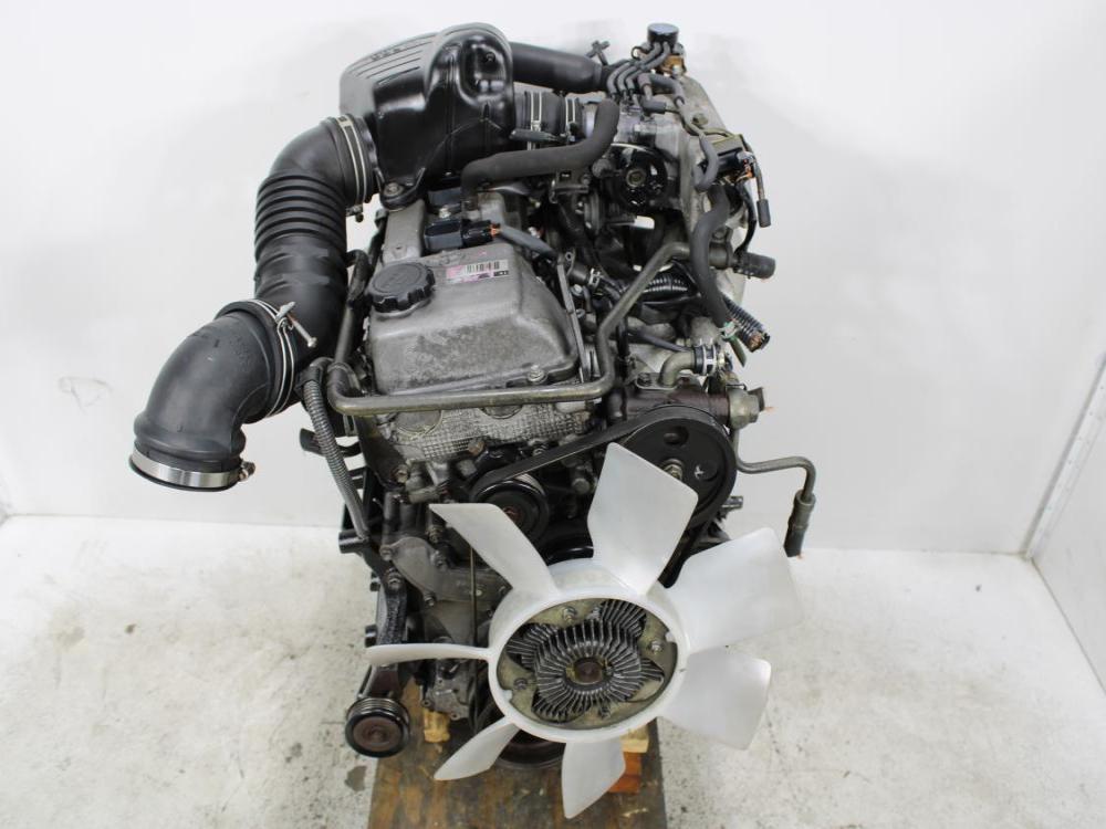 JDM 1995-2004 TOYOTA 4RUNNER, TACOMA, T100 3RZ-FE 2.7L DOHC 4 CYL COIL TYPE 4 PORT ENGINE: Image 2