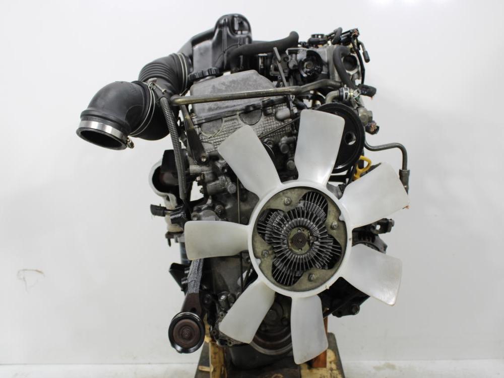 JDM 1995-2004 TOYOTA 4RUNNER, TACOMA, T100 3RZ-FE 2.7L DOHC 4 CYL COIL TYPE 4 PORT ENGINE: Image 3