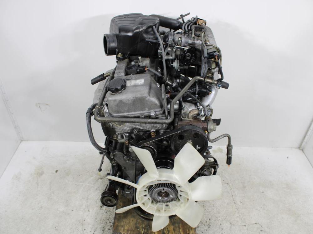 JDM 1997-2004 TOYOTA 4RUNNER, TACOMA, T100 3RZ-FE 2.7L DOHC 4 CYL COIL TYPE 4 PORT ENGINE: Image 2
