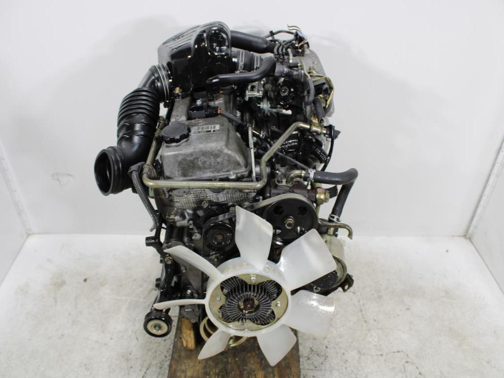 JDM 1995-2004 TOYOTA 4RUNNER, TACOMA, T100 3RZ-FE 2.7L DOHC 4 CYL COIL TYPE 4 PORT ENGINE: Image 2