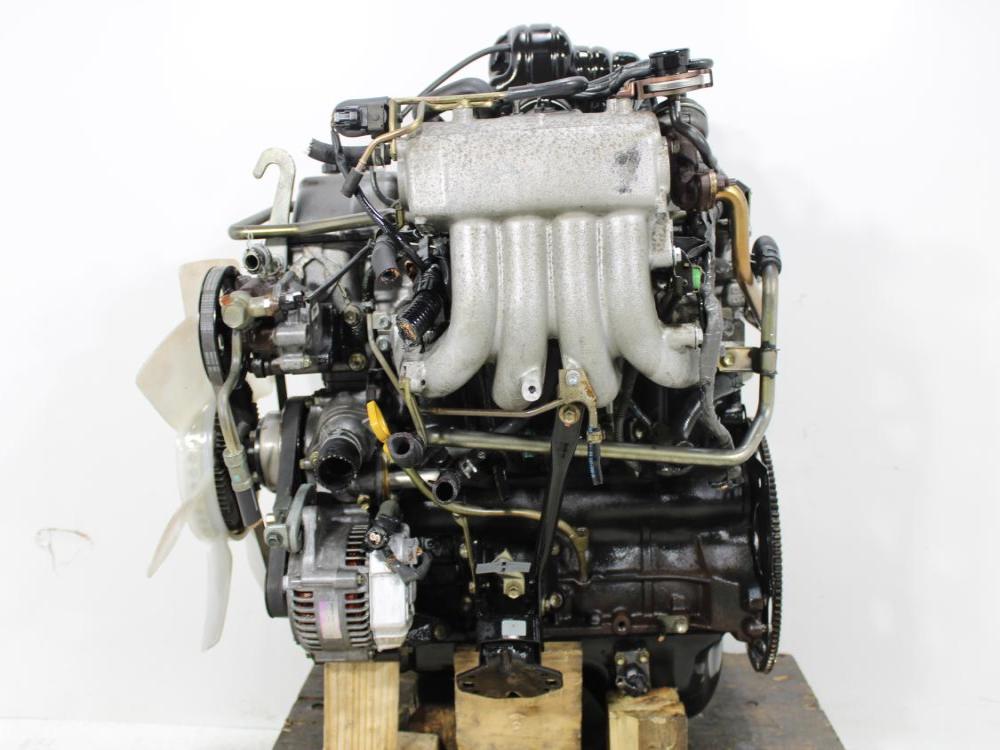 JDM 1997-2004 TOYOTA 4RUNNER, TACOMA, T100 3RZ-FE 2.7L DOHC 4 CYL COIL TYPE 4 PORT ENGINE: Image 12