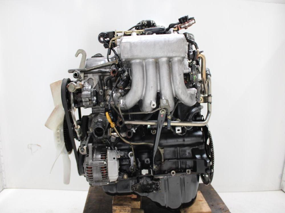 JDM 1995-2004 TOYOTA 4RUNNER, TACOMA, T100 3RZ-FE 2.7L DOHC 4CYL COIL TYPE 4 PORT ENGINE: Image 9