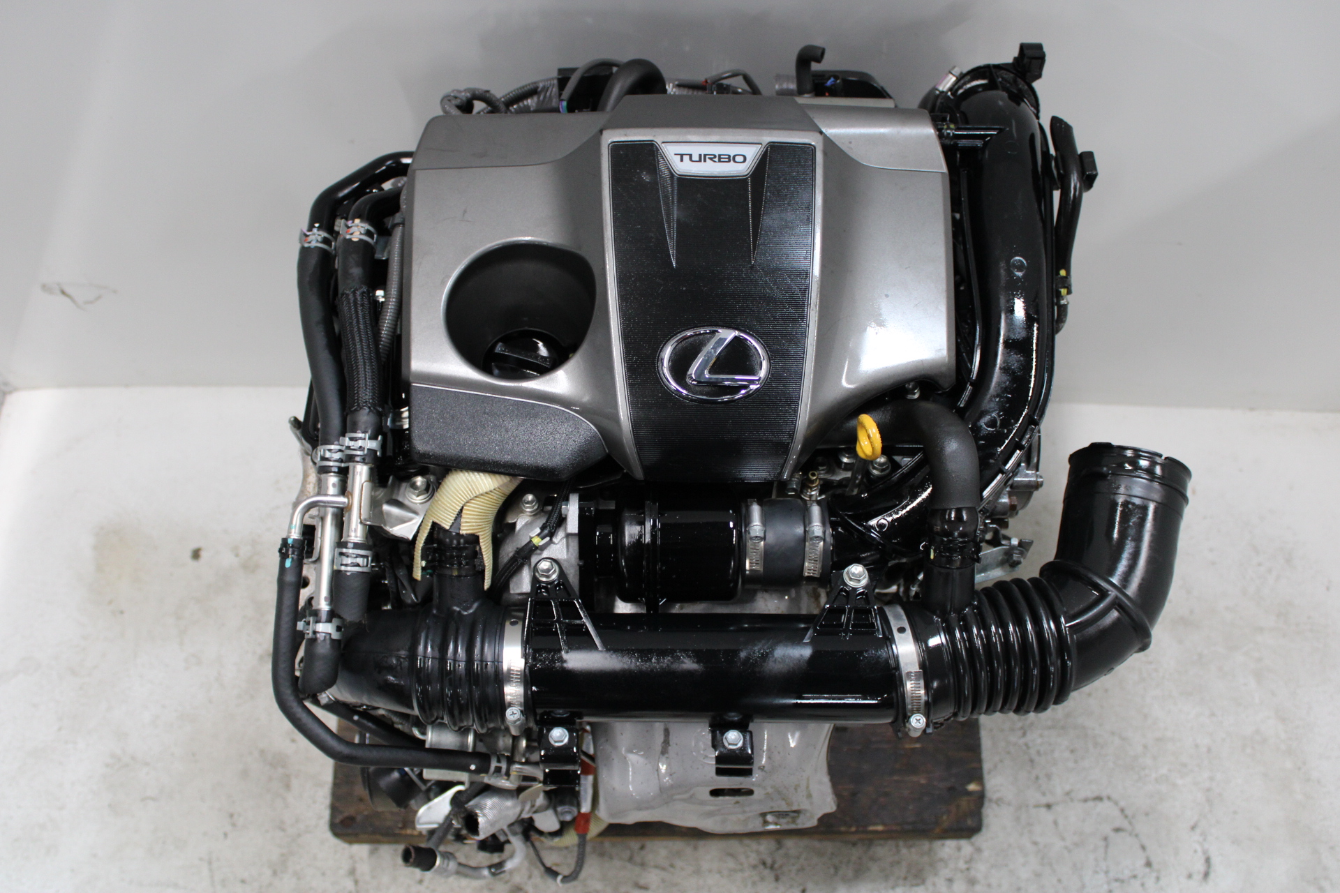 LEXUS NX200T, NX300 8AR-FTS 2.0L DOHC TURBO ENGINE