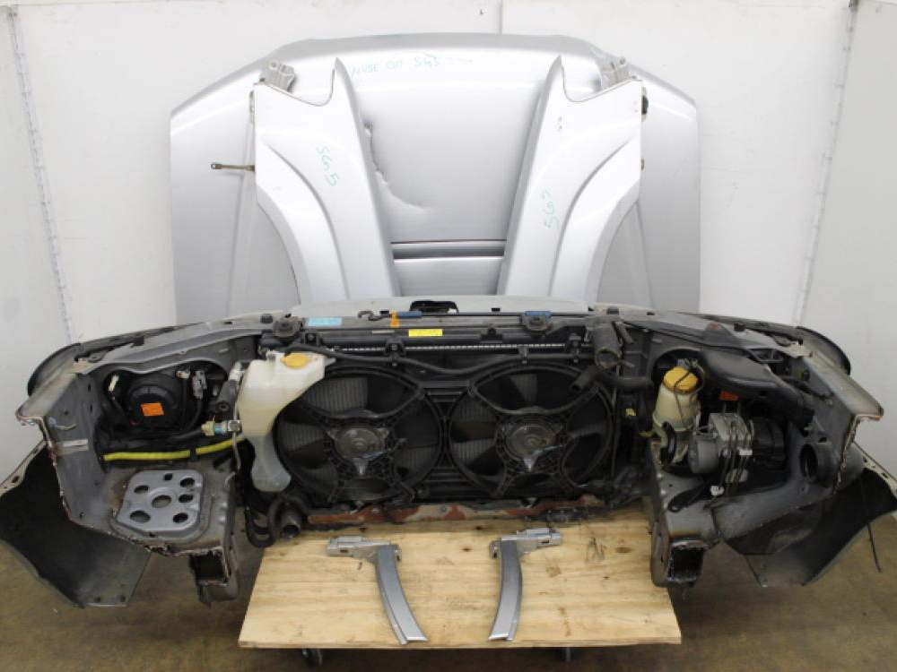 03-08 SUBARU FORESTER FRONT CUT: Image 3