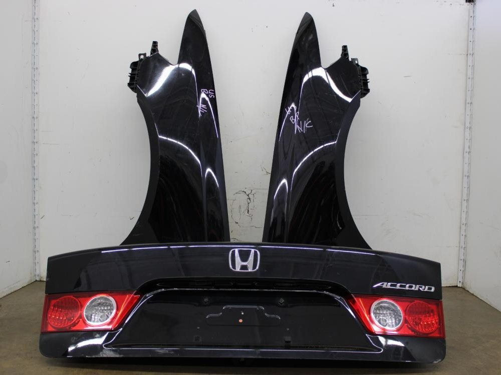 JDM 2004-2008 HONDA ACCORD AND ACURA TSX HOOD, FENDERS, TRUNK: Image 4