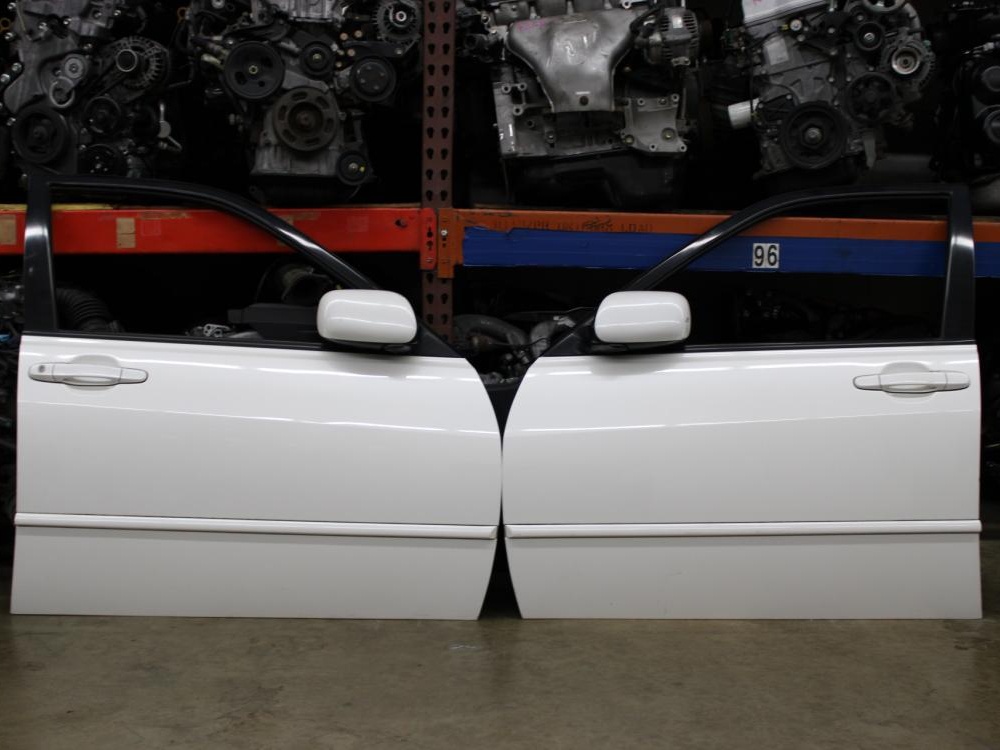 JDM 1998-2005 TOYOTA ALTEZZA SX10 LEXUS IS200, IS300 4 DOORS ONLY: Image 2